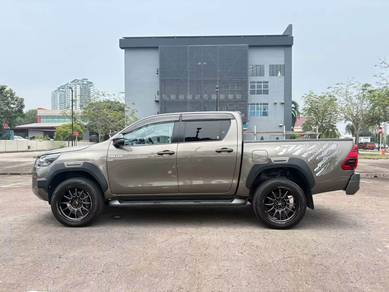 Toyota Hilux G in Penampang, SBH
