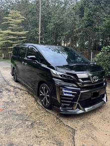 Toyota Vellfire in Ampang, KUL