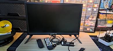 SamView 19" HD LED TV + 4K TV ST!CK