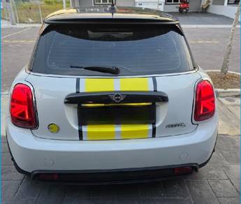 Mini Cooper SE in Puchong, SGR