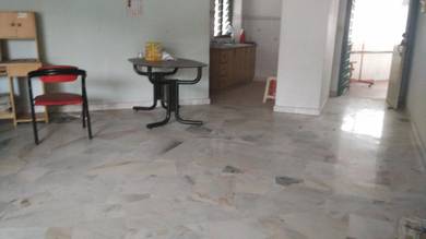 Townhouse Condo For Sale in D Tinggian Suasana