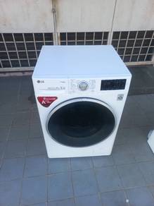 Jenama LG front load hot washer 8kg inverter