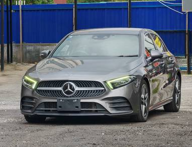 Mercedes Benz A180 A180 STYLE HATCHBACK in Ampang, KUL