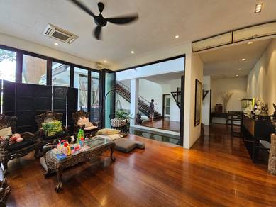 Bungalow House For Sale in Seri Kembangan,SGR
