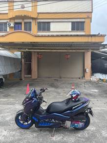 Yamaha XMAX