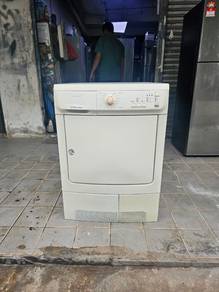 Condenser dryer Electrolux 7kg like a new
