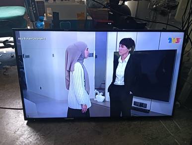 Tv 49inch Panasonic elok lagi cuma Ada 1 garis 