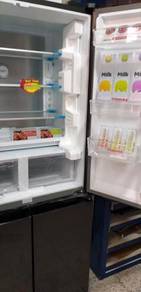 TOSHIBA 4-Door inverter Refrigerator GR-RF610WE