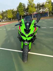 Kawasaki Ninja ZX-25R