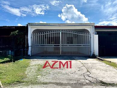 Terraced House For Sale in Miri,SWK