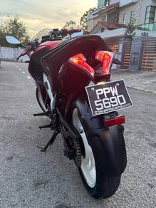 Modenas Pulsar RS200