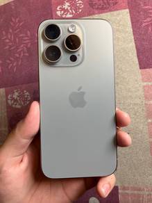 iPhone 15 Pro Natural Titanium