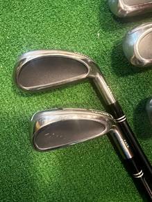 Cleveland Ladies 588 golf irons 5-9 flex W