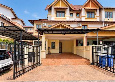 Semi-Detached House For Sale in Shah Alam,SGR