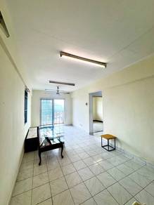 Condominium For Sale in Arena Green