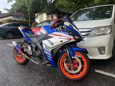 Yamaha R25