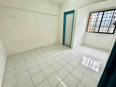 Apartment For Sale in Pangsapuri Perdana (Seksyen 13)