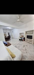 Apartment For Sale in Vista Lavender