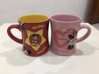 Disneyland Hong Kong Mickey and Minnie Cups