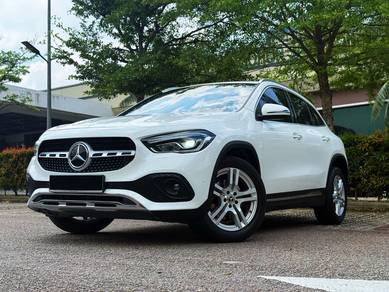 Mercedes Benz GLA200 200 PROGRESSIVE LINE in Johor Bahru, JHR