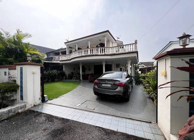 Semi-Detached House For Sale in Gelugor,PNG