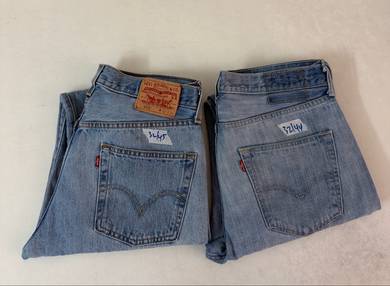 Levi’s 501 sz 32 Combo.