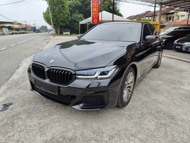 BMW 520i 20i LUXURY in Kajang, SGR