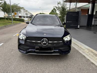 Mercedes Benz GLC300 300 4MATIC AMG LINE in Johor Bahru, JHR