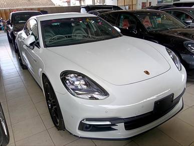 2020 Porsche Panamera 4 SPORT TURISMO