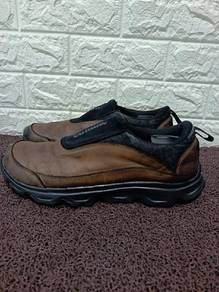 uk10 Salomon Slip-On Brown Leather