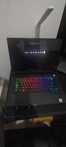 Alienware m15 R3 Gaming Laptop i7 RTX 2070 Super