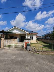 Semi-Detached House For Sale in Senawang,NSN