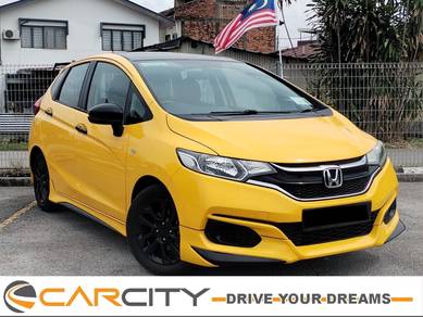 Honda Jazz S in Kajang, SGR