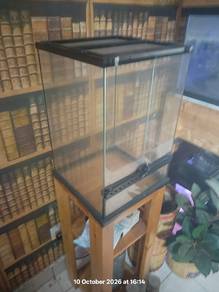 Terrarium 30X30X60CM with stand