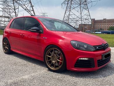 Volkswagen Golf R in Bandar Bukit Raja, SGR