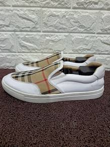Uk6 Burberry Slip-On Sneakers