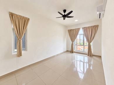 Condominium For Rent in The Paradigm Suite