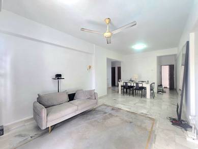 Condominium For Sale in Pandan Puteri