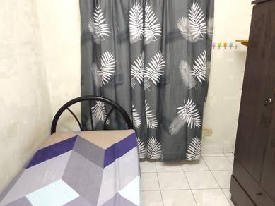 Room in Shah Alam, SGR
