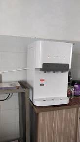 Hot , Warm & Electronic Cold Dispenser ,, ,, D15E