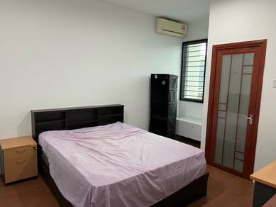 Semi-Detached House For Rent in Kuching,SWK