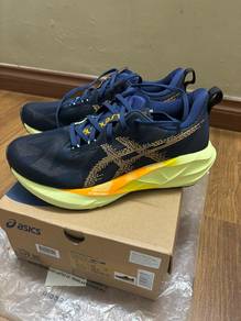 Asics Novablast 5