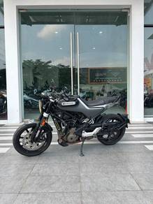 Husqvarna Svartpilen 401