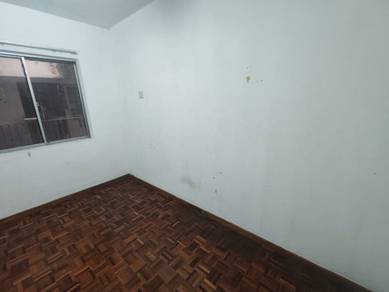 Apartment For Sale in Bandar Hilir,MLK