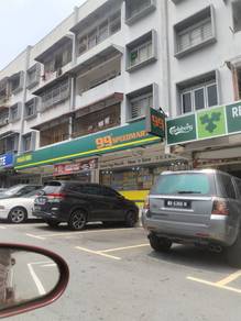 Flat For Sale in Salak South Garden