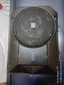 basspro sl 
powered woofer system 125W RMS / 250W 