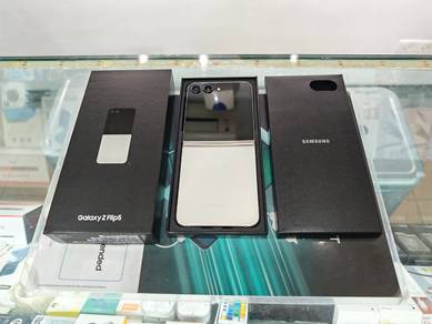 Samsung Z Flip 5 5G 8Gb + 8Gb Ram / 256Gb Rom