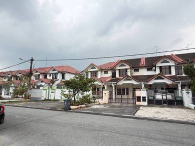 2-storey Terraced House For Sale in Perling,JHR