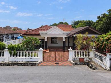 Bungalow House For Sale in Sepang,SGR