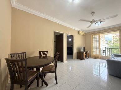 Apartment For Rent in Relau Vista